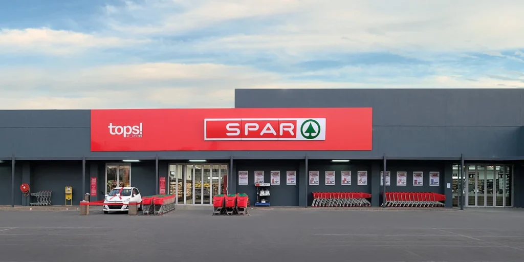 retail storefront sign ideas in UAE