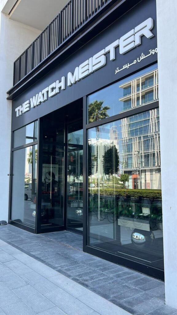 Custom signboard design improving brand visibility and recognition